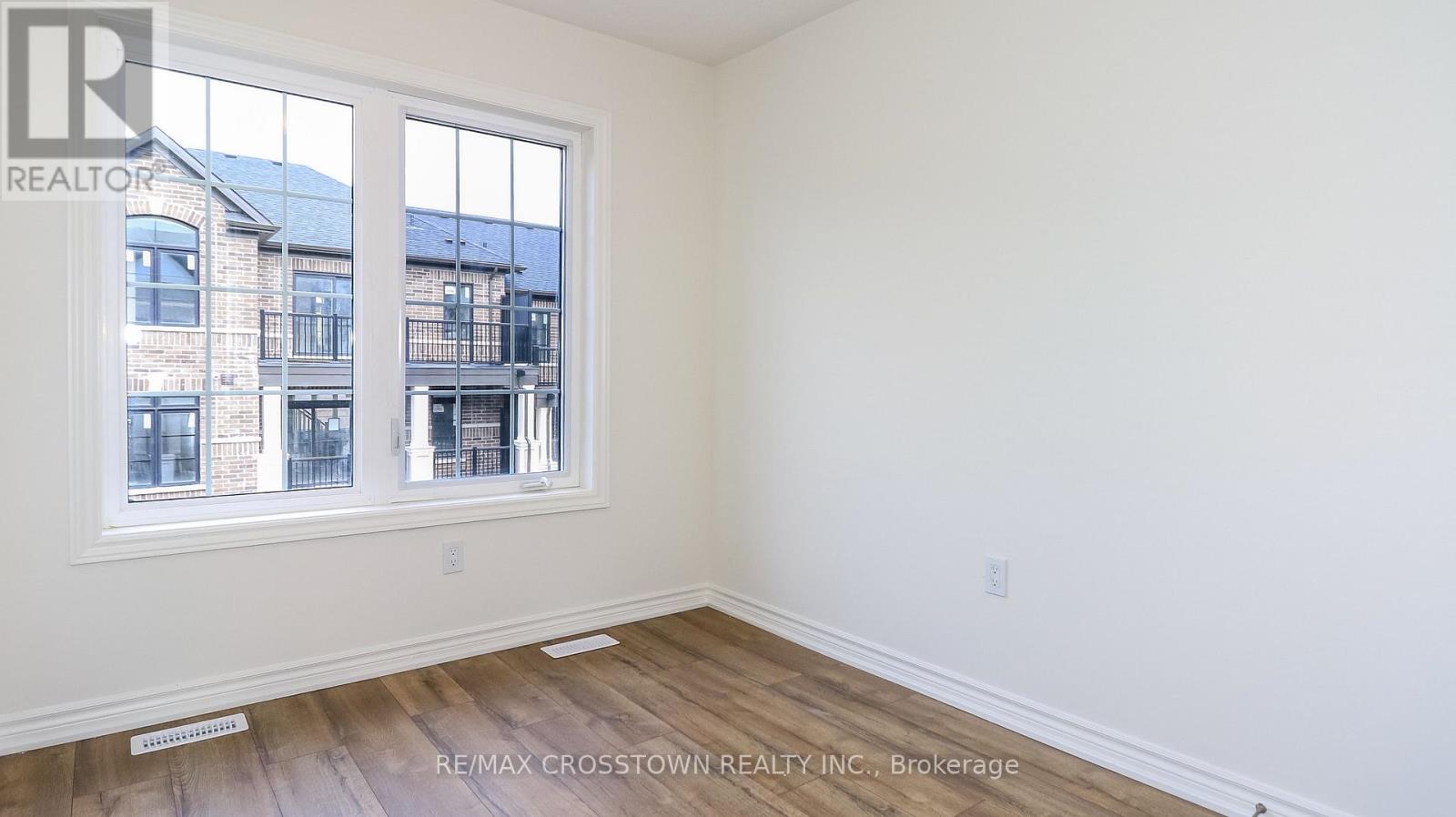 Unit 21 - 2023 Matteer Court, Innisfil, Ontario  L9S 4T9 - Photo 24 - N12575224