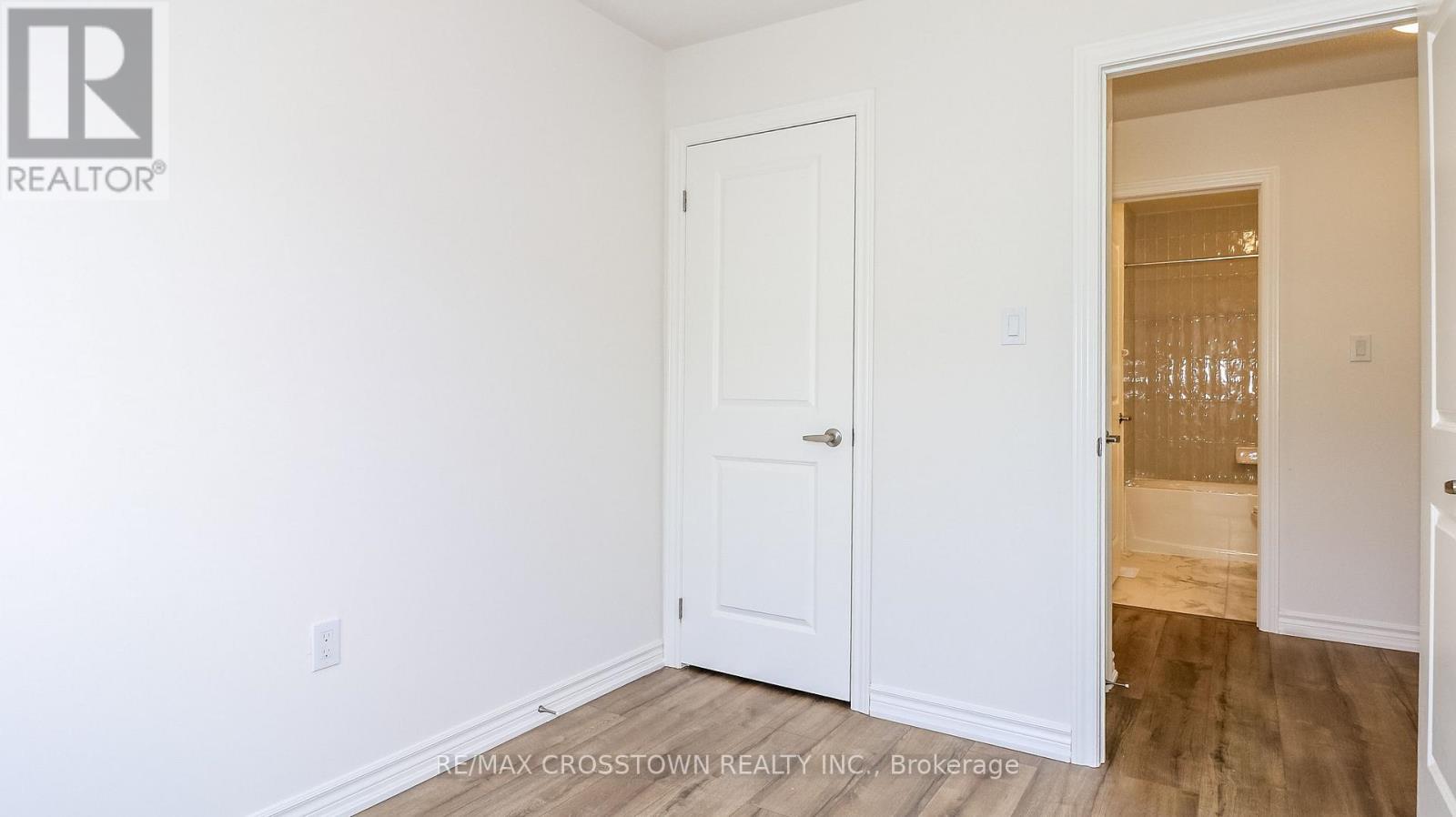 Unit 21 - 2023 Matteer Court, Innisfil, Ontario  L9S 4T9 - Photo 25 - N12575224