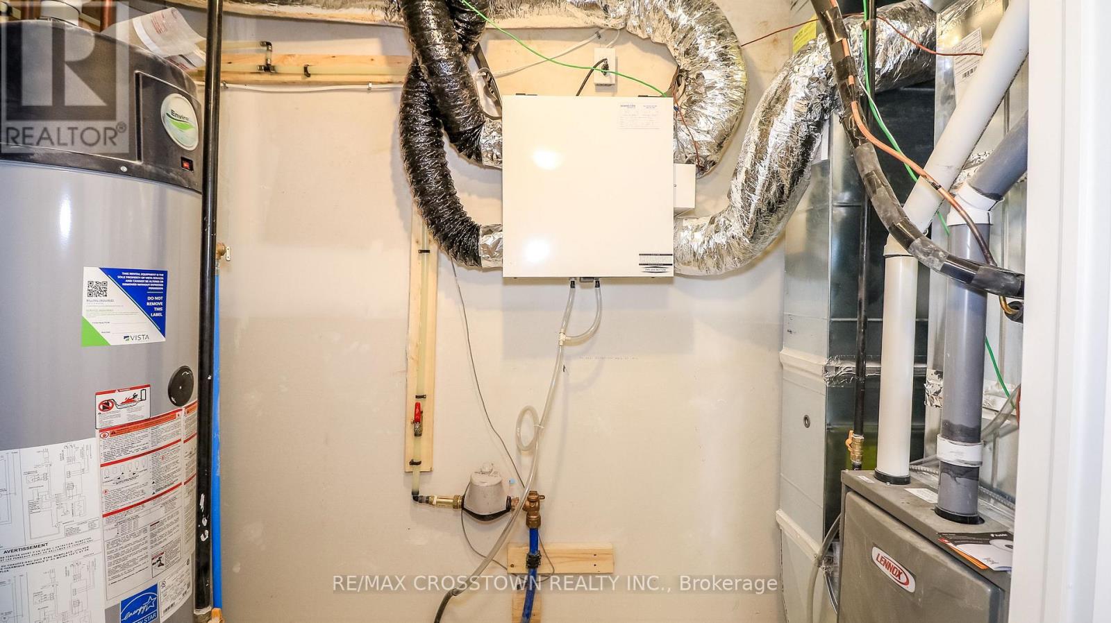 Unit 21 - 2023 Matteer Court, Innisfil, Ontario  L9S 4T9 - Photo 30 - N12575224