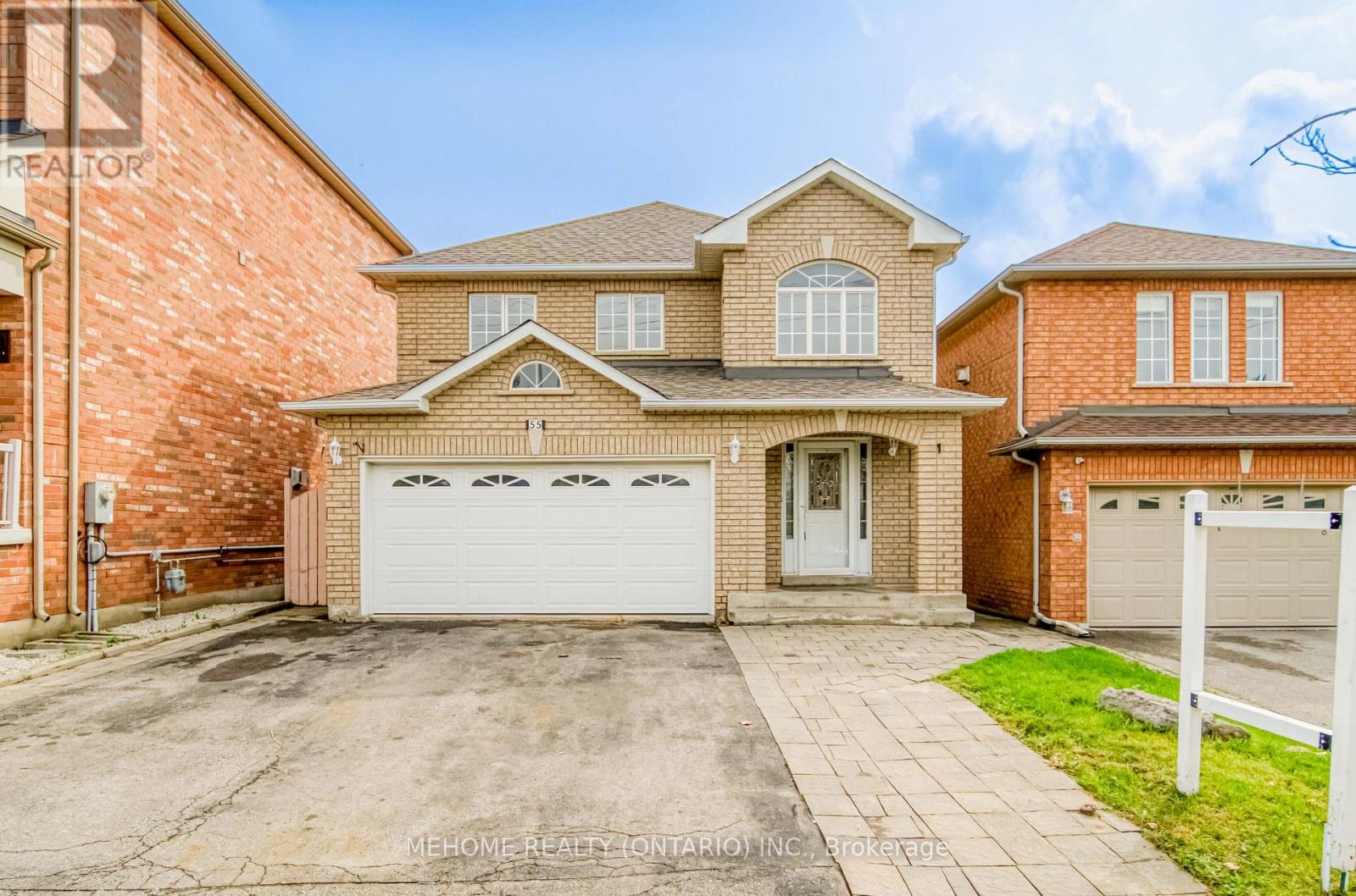 55 D'amato Crescent, Vaughan, Ontario  L6A 3E6 - Photo 2 - N12575228