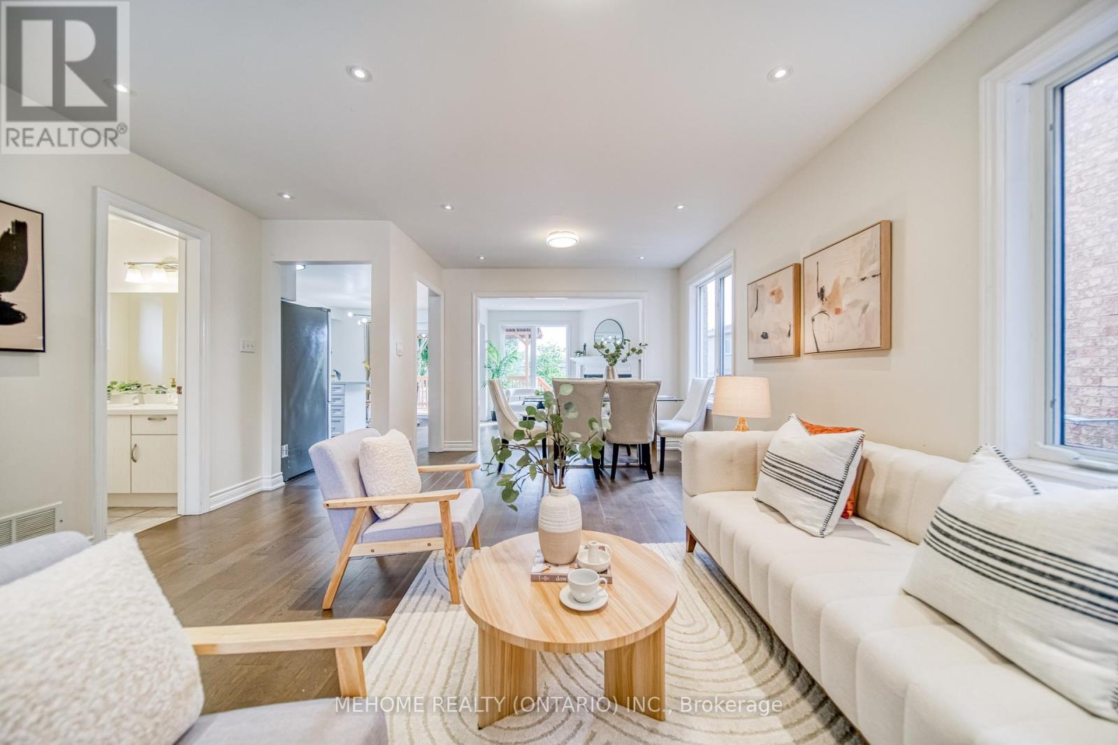 55 D'amato Crescent, Vaughan, Ontario  L6A 3E6 - Photo 6 - N12575228