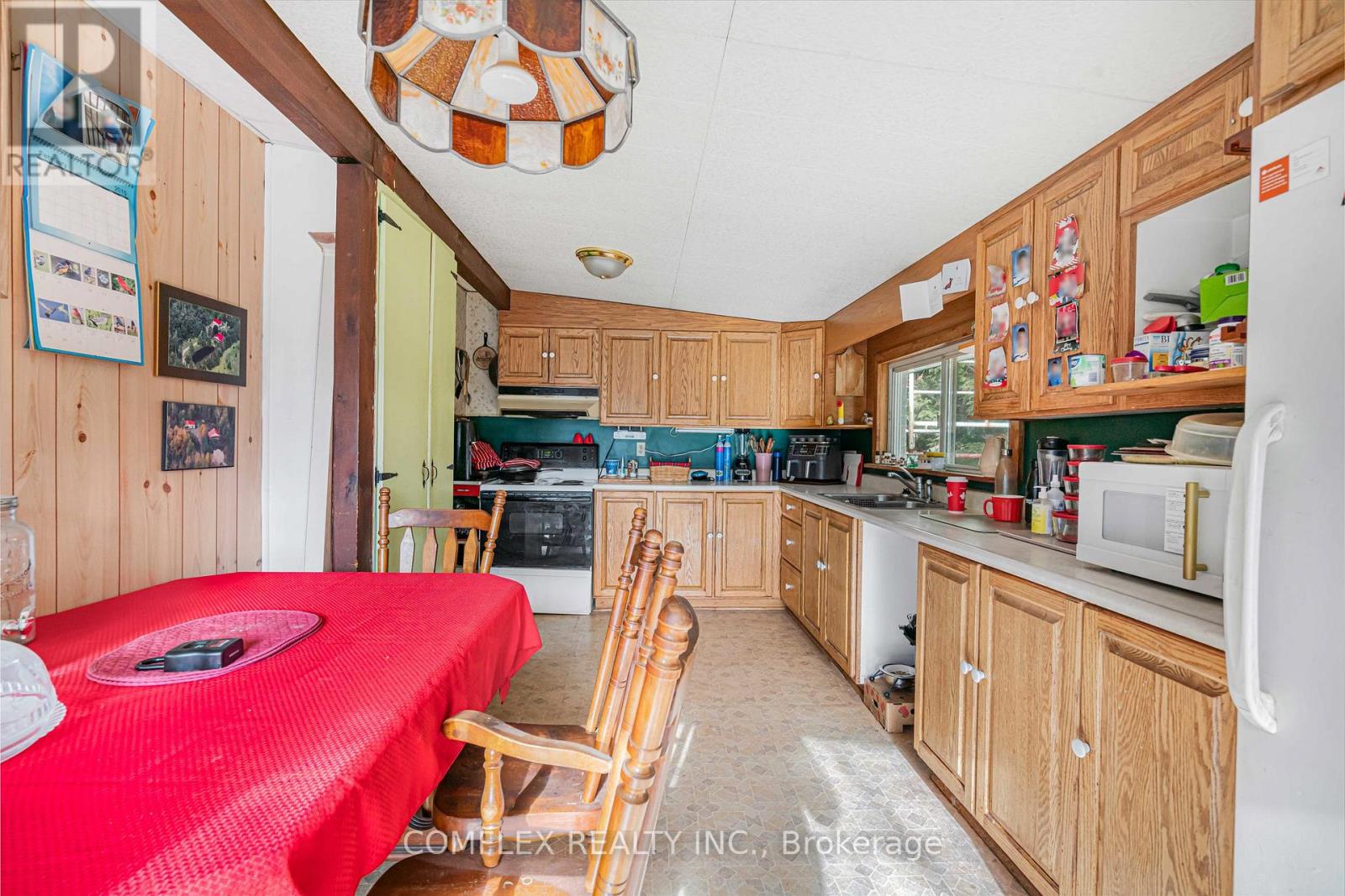 222 Davis Drive, Uxbridge, Ontario L4A 7X4 - Photo 10 - N12575248