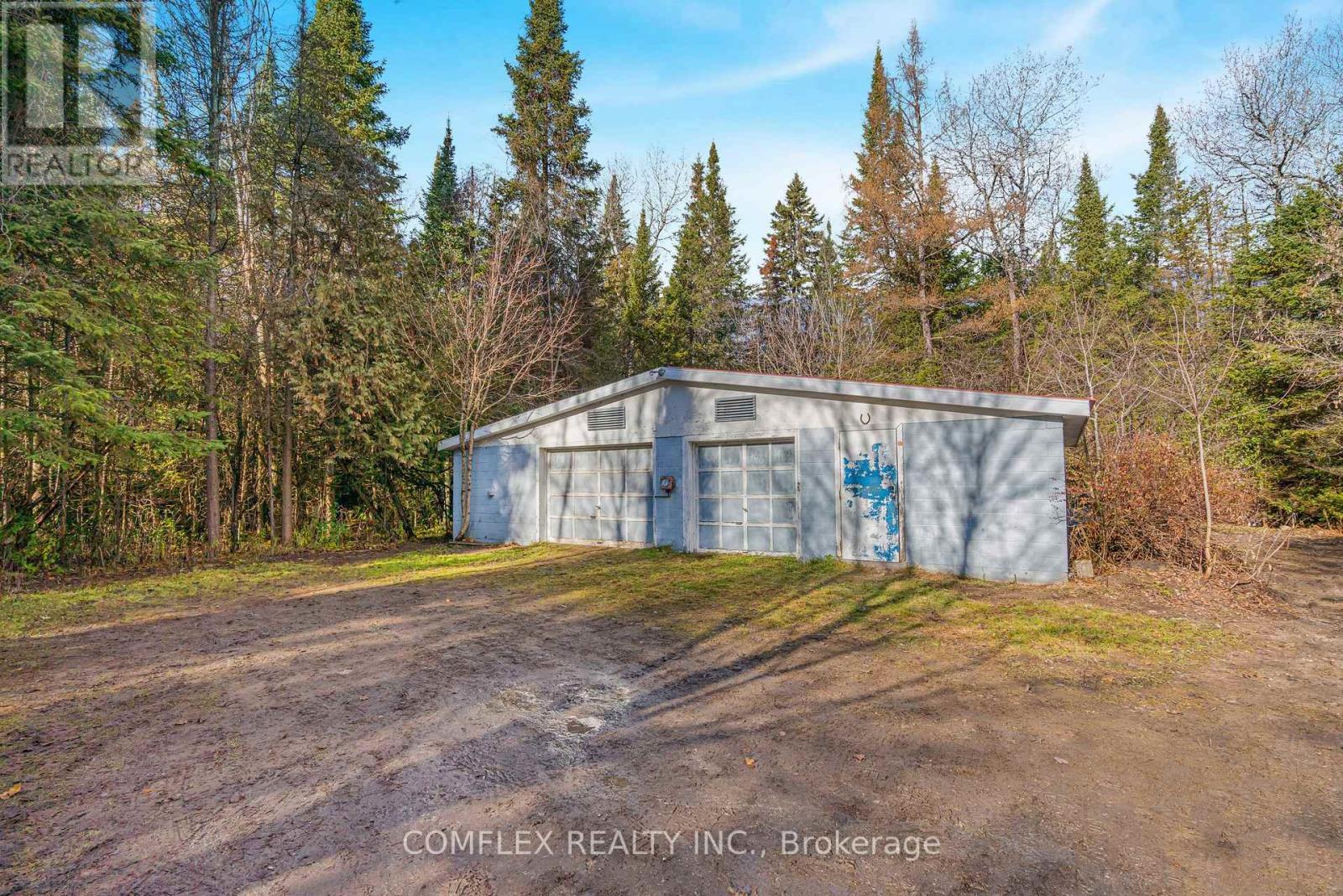 222 Davis Drive, Uxbridge, Ontario L4A 7X4 - Photo 2 - N12575248