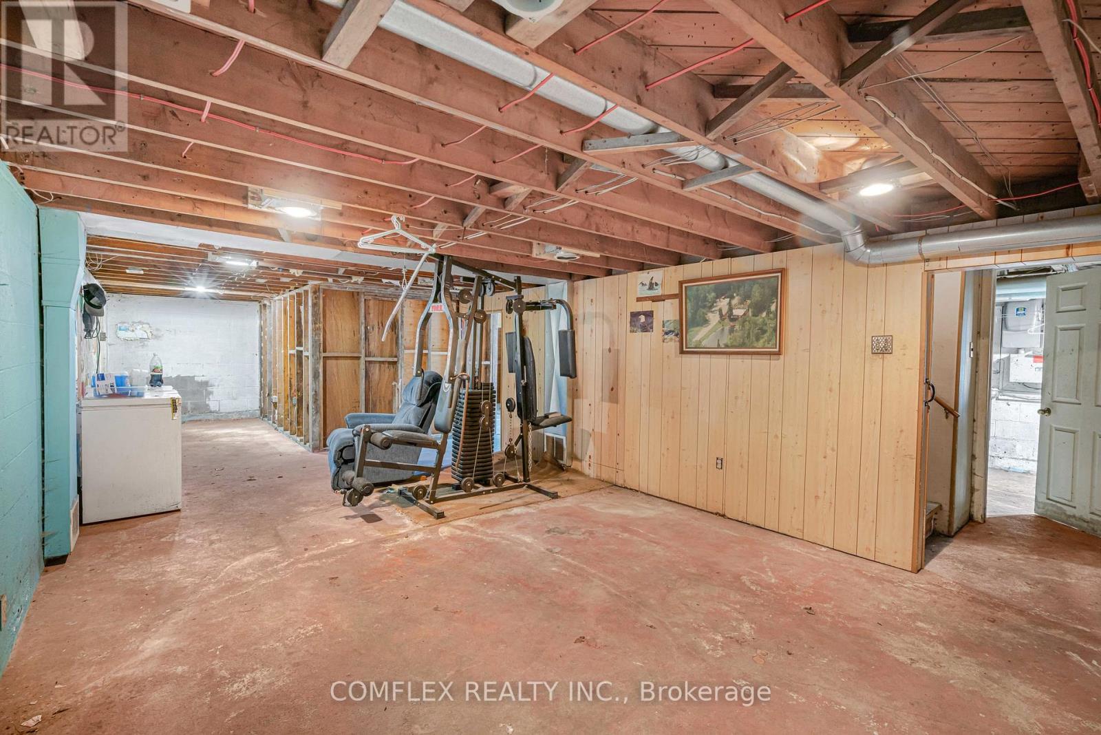 222 Davis Drive, Uxbridge, Ontario L4A 7X4 - Photo 21 - N12575248