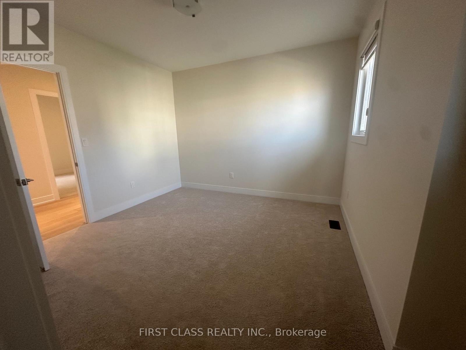 8 Balance Crescent, Markham, Ontario  L6C 3R4 - Photo 16 - N12575260