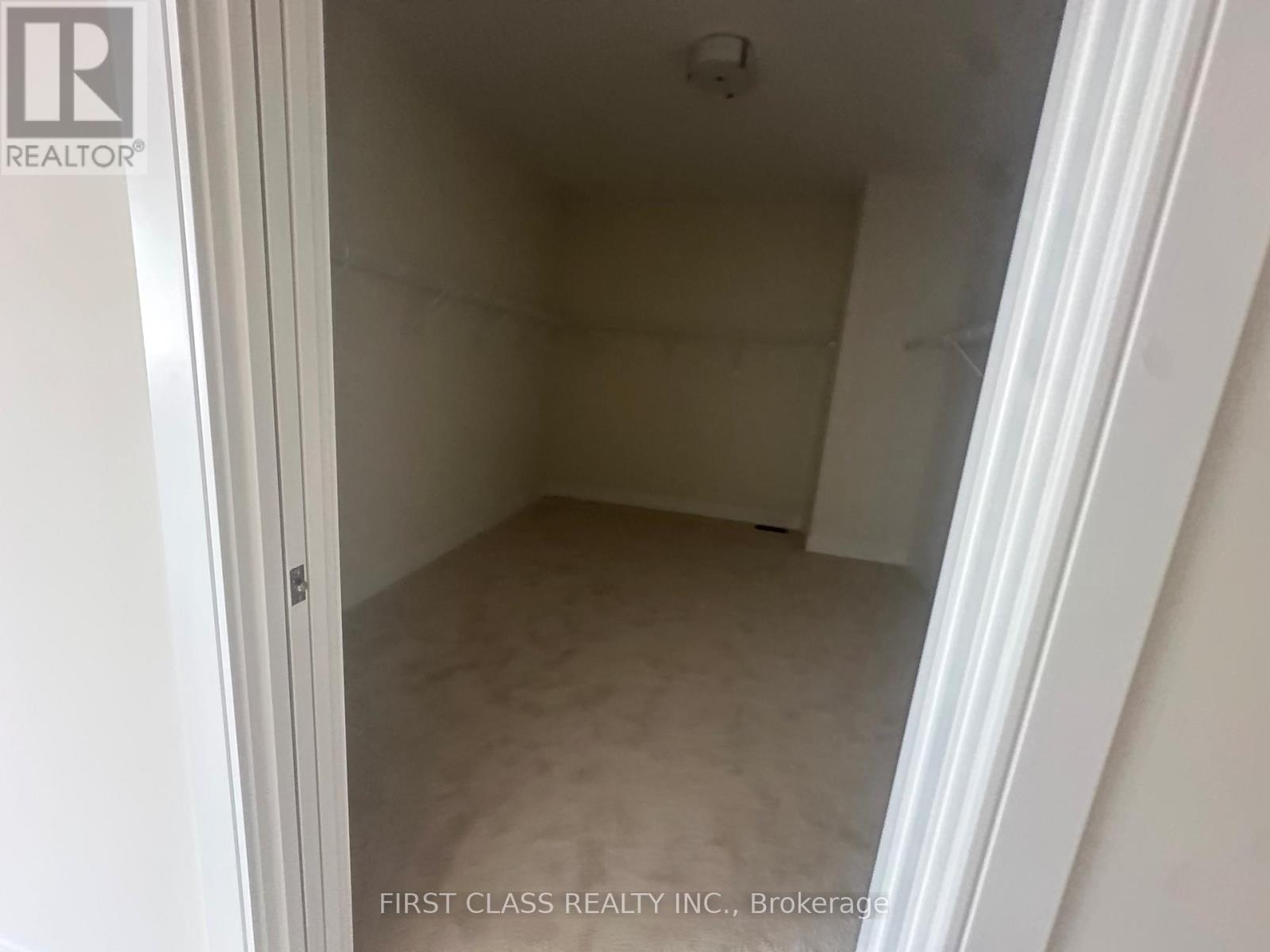 8 Balance Crescent, Markham, Ontario  L6C 3R4 - Photo 18 - N12575260