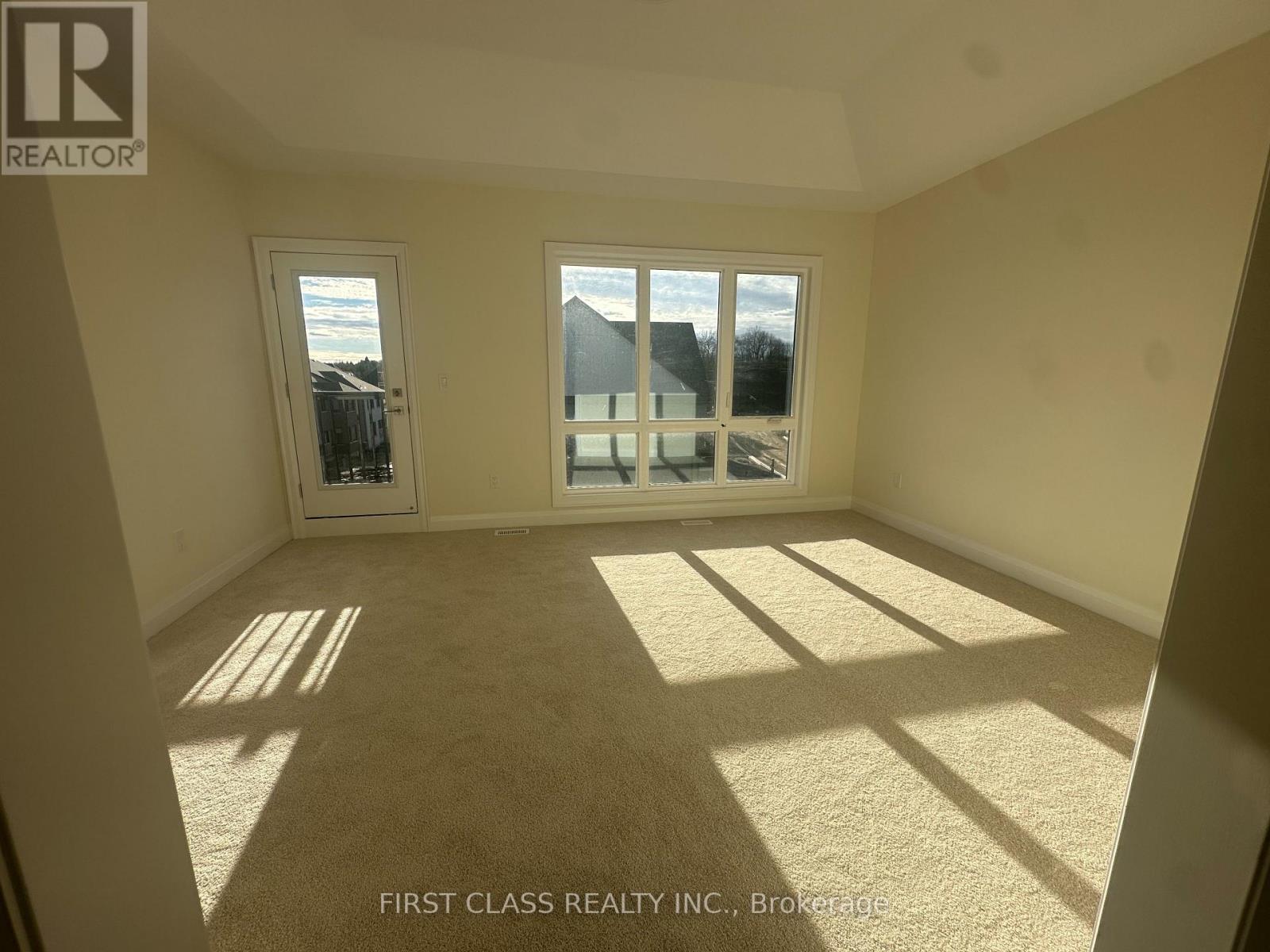 410 York Downs Boulevard, Markham, Ontario  L6C 3R4 - Photo 19 - N12575282