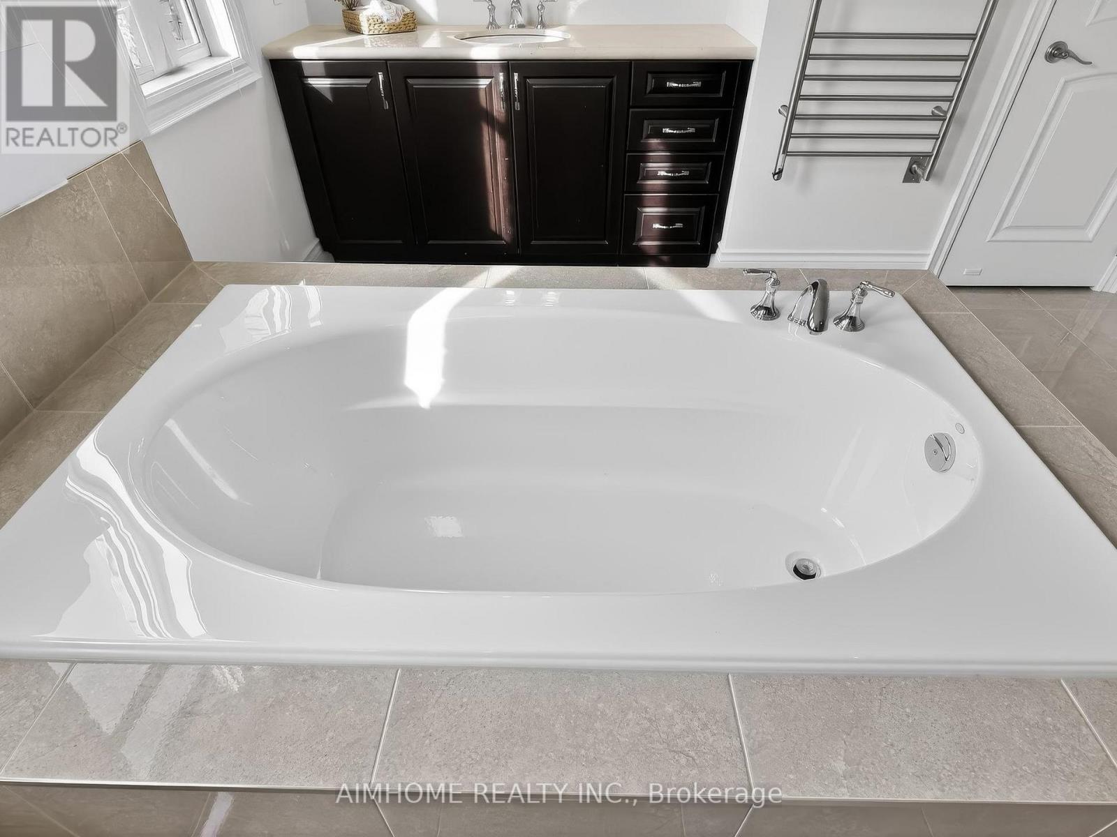 80 Annsleywood Court, Vaughan, Ontario  L4H 4G6 - Photo 23 - N12575284