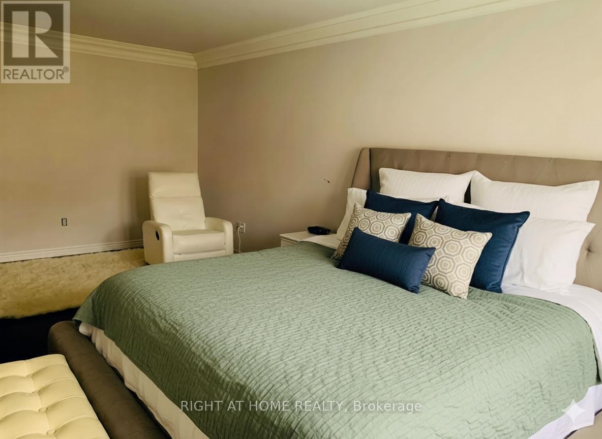 174 Lauderdale Drive, Vaughan, Ontario  L6A 0S4 - Photo 7 - N12575288