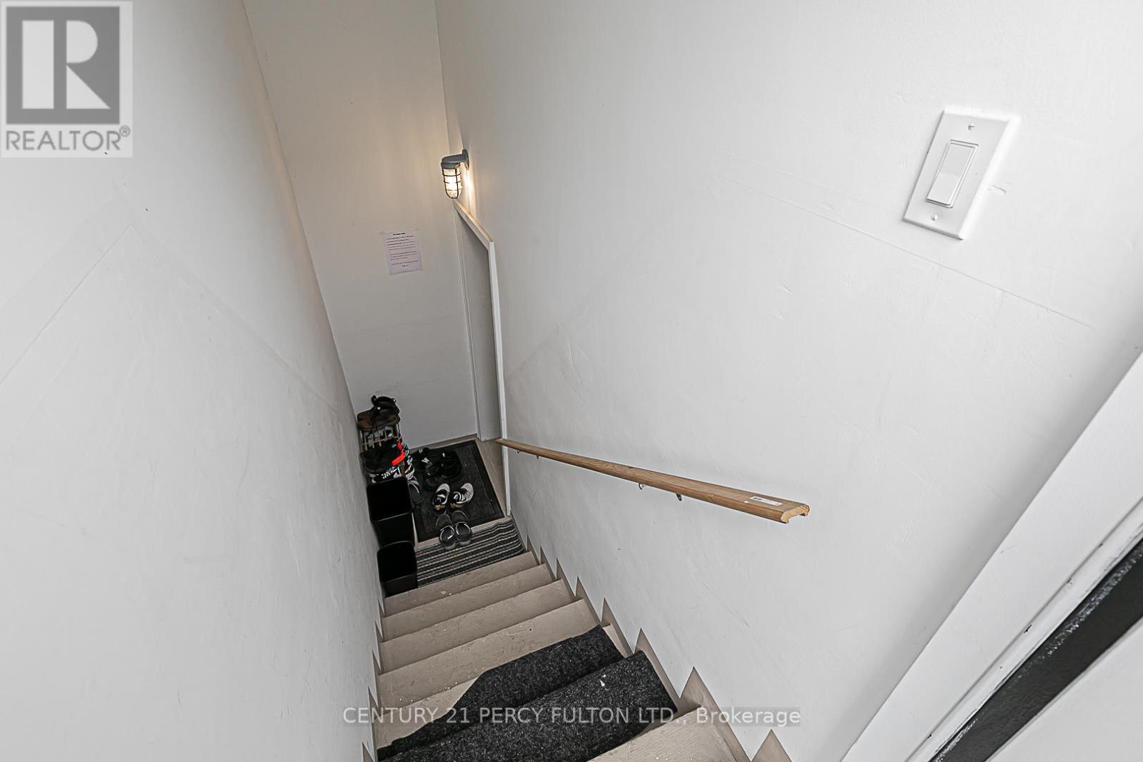 168 Ruggles Avenue, Richmond Hill, Ontario  L4C 1Y4 - Photo 32 - N12575314