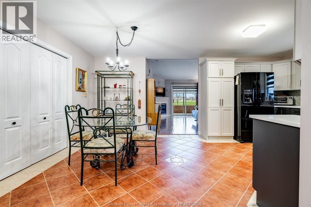 1368 Chateau Avenue, Windsor, Ontario  N8P 1M2 - Photo 5 - 25029507