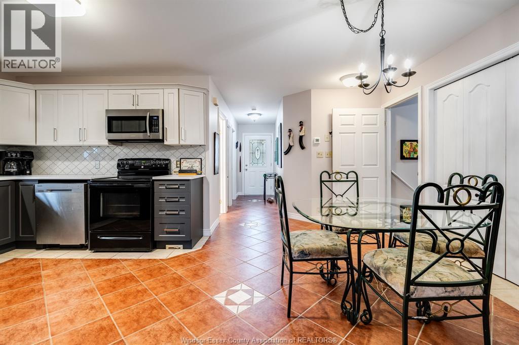 1368 Chateau Avenue, Windsor, Ontario  N8P 1M2 - Photo 8 - 25029507