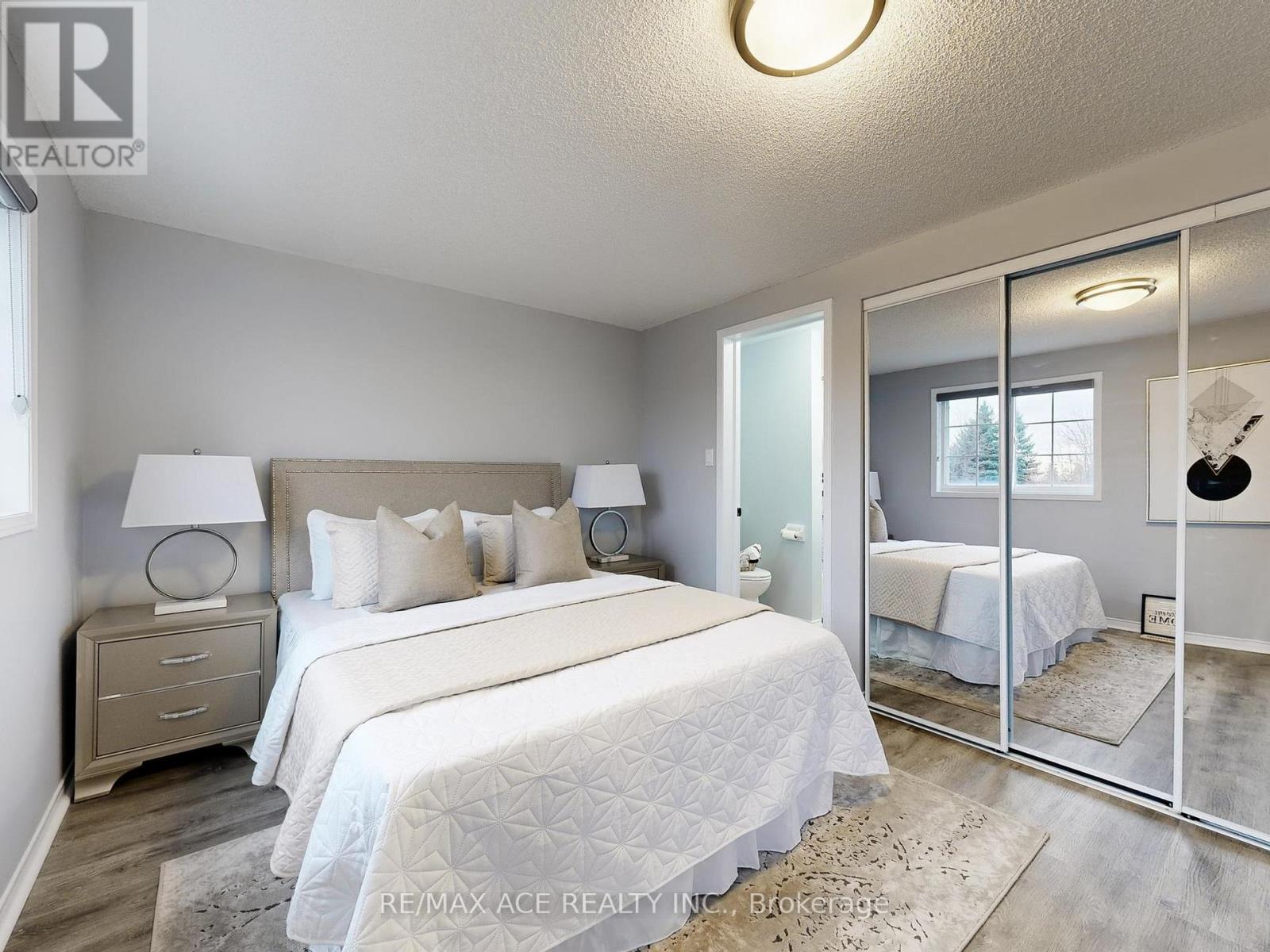 6 Aconley Court, Barrie, Ontario  L4M 7B3 - Photo 21 - S12575124