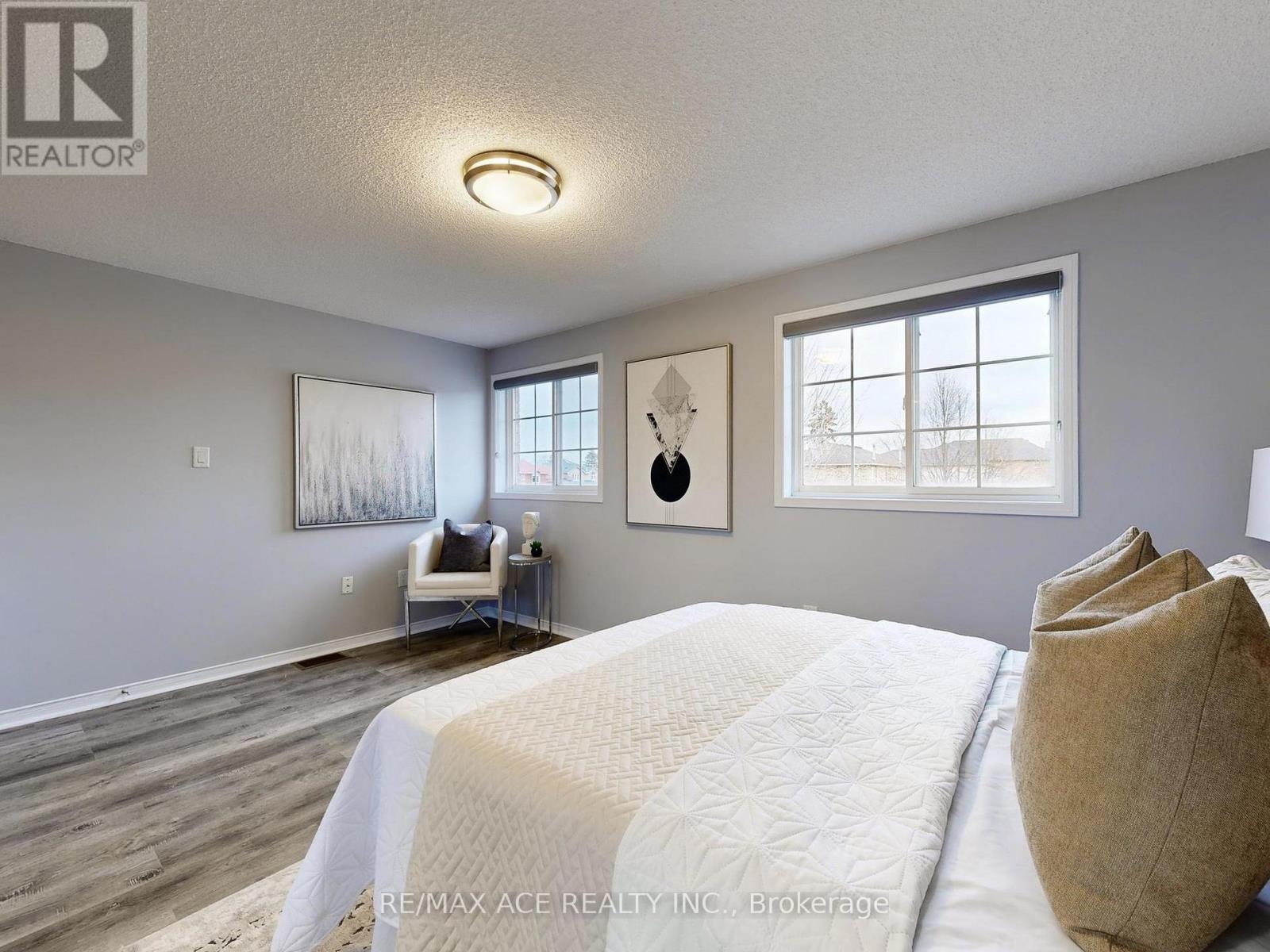 6 Aconley Court, Barrie, Ontario  L4M 7B3 - Photo 22 - S12575124