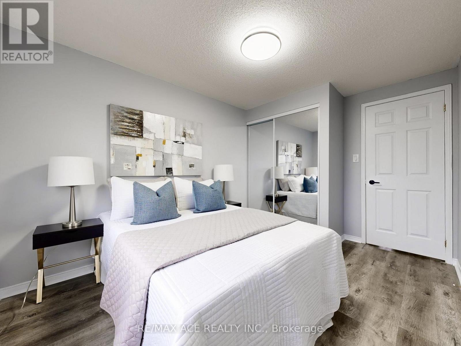 6 Aconley Court, Barrie, Ontario  L4M 7B3 - Photo 26 - S12575124