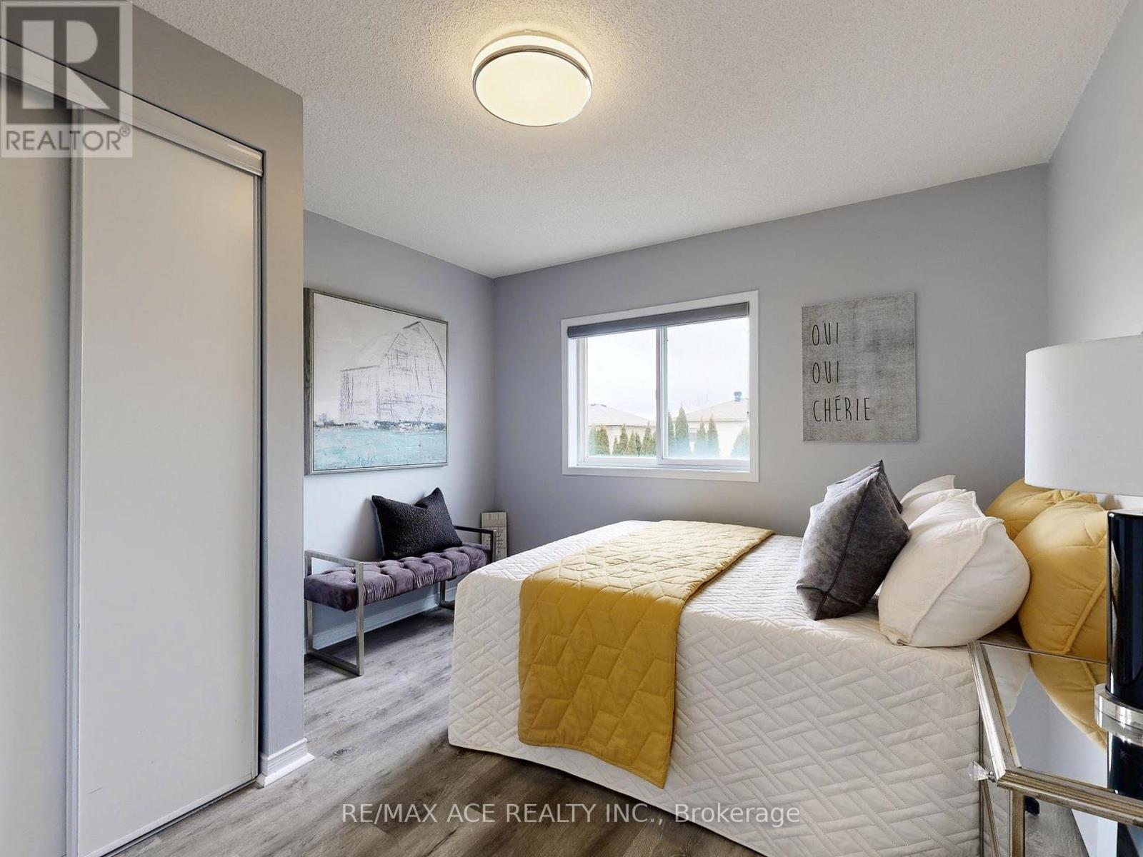 6 Aconley Court, Barrie, Ontario  L4M 7B3 - Photo 27 - S12575124