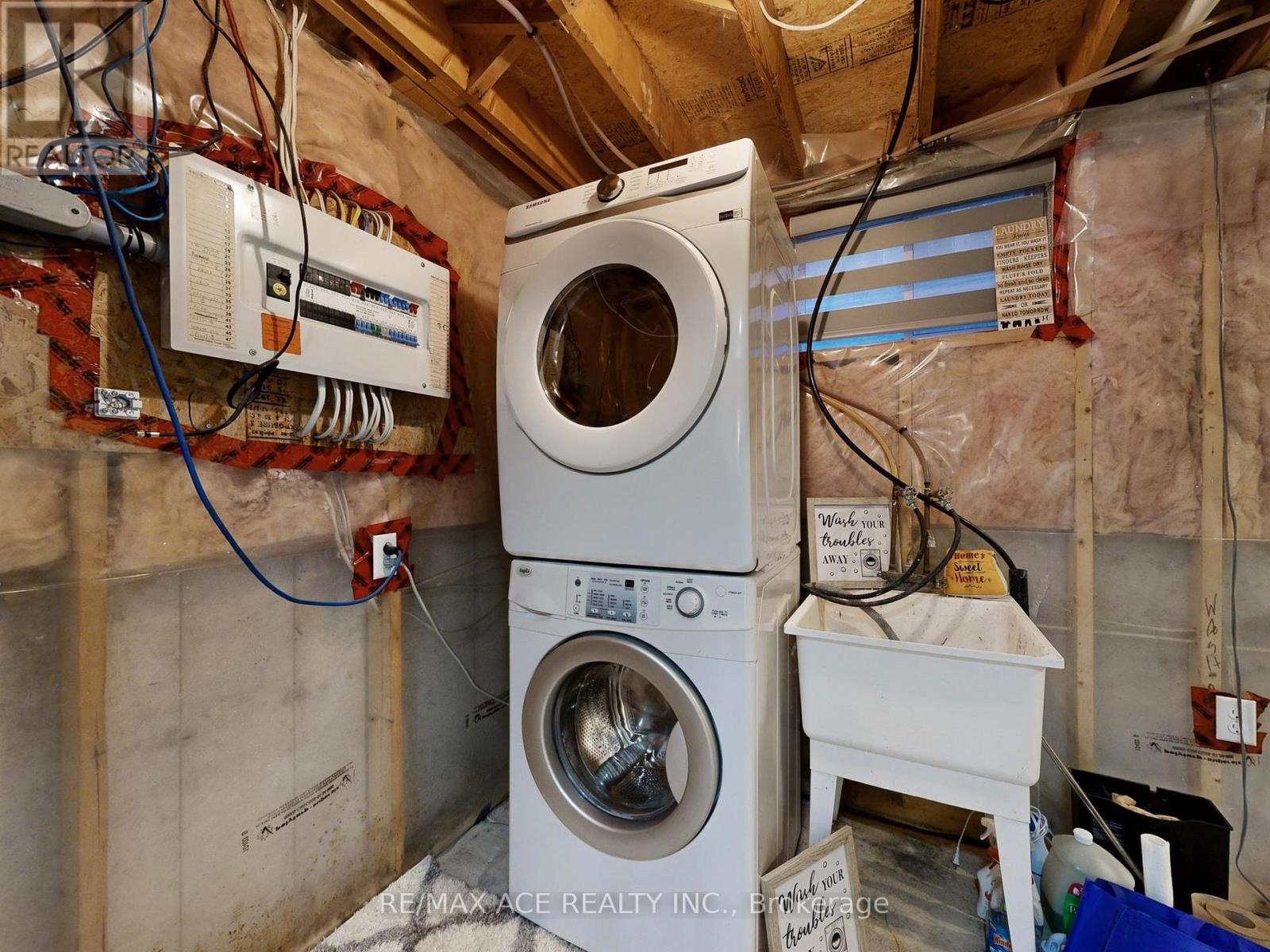 6 Aconley Court, Barrie, Ontario  L4M 7B3 - Photo 40 - S12575124