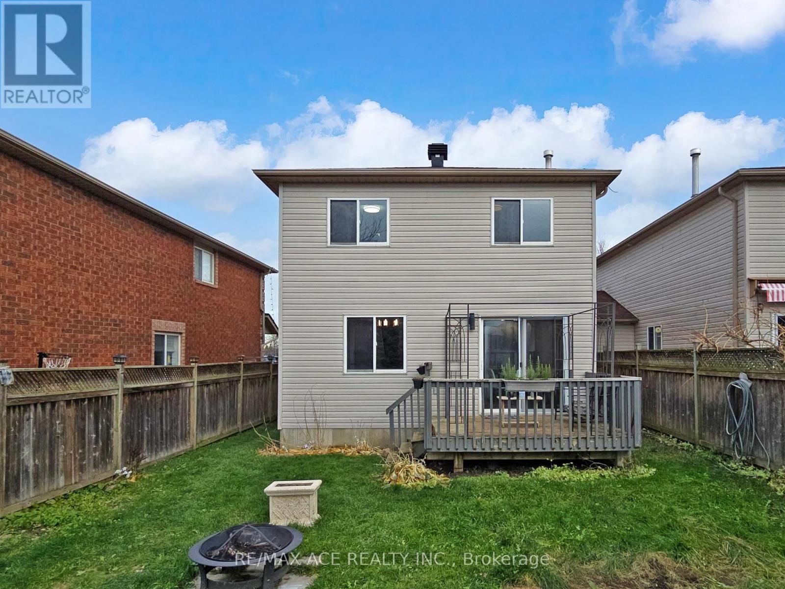 6 Aconley Court, Barrie, Ontario  L4M 7B3 - Photo 42 - S12575124