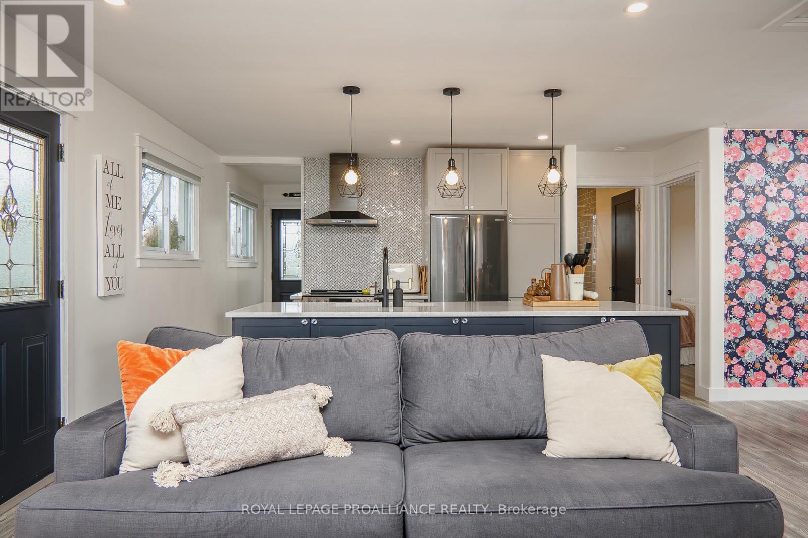 37 Leopold Street, Quinte West, Ontario  K8V 2K1 - Photo 21 - X12573222