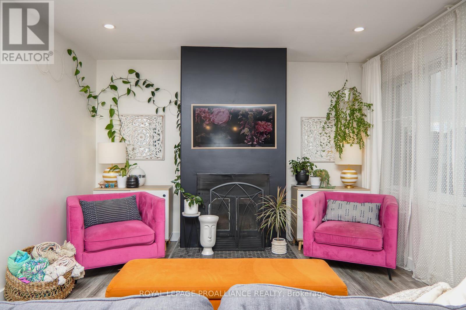 37 Leopold Street, Quinte West, Ontario  K8V 2K1 - Photo 23 - X12573222