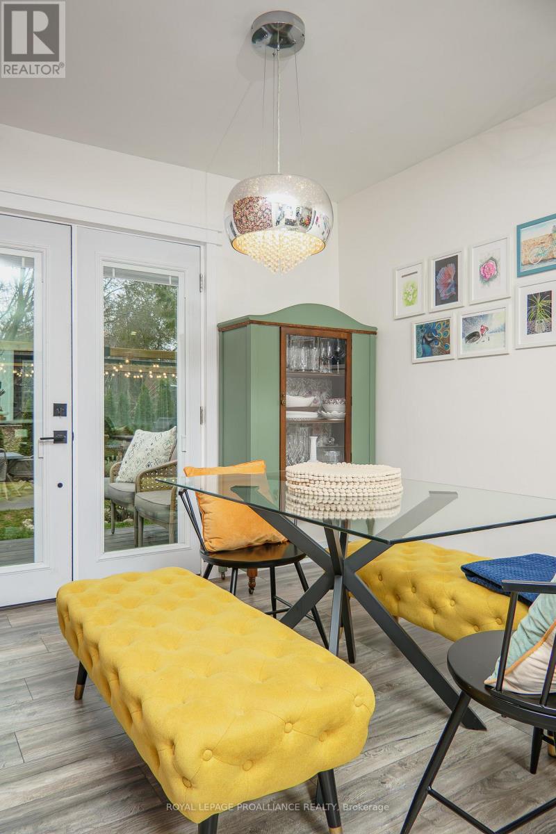 37 Leopold Street, Quinte West, Ontario  K8V 2K1 - Photo 18 - X12573222