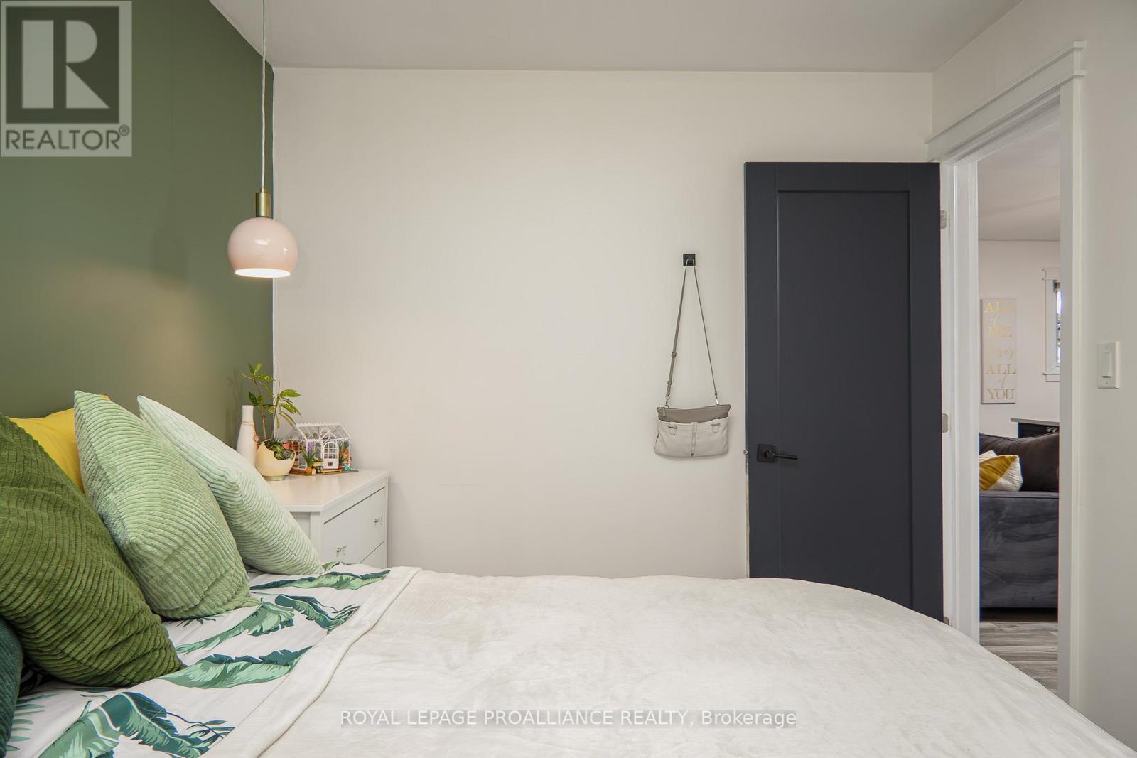 37 Leopold Street, Quinte West, Ontario  K8V 2K1 - Photo 27 - X12573222