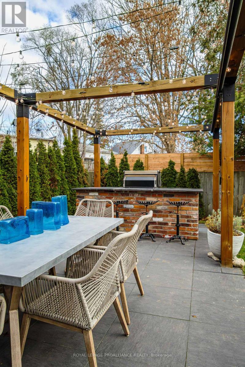 37 Leopold Street, Quinte West, Ontario  K8V 2K1 - Photo 36 - X12573222