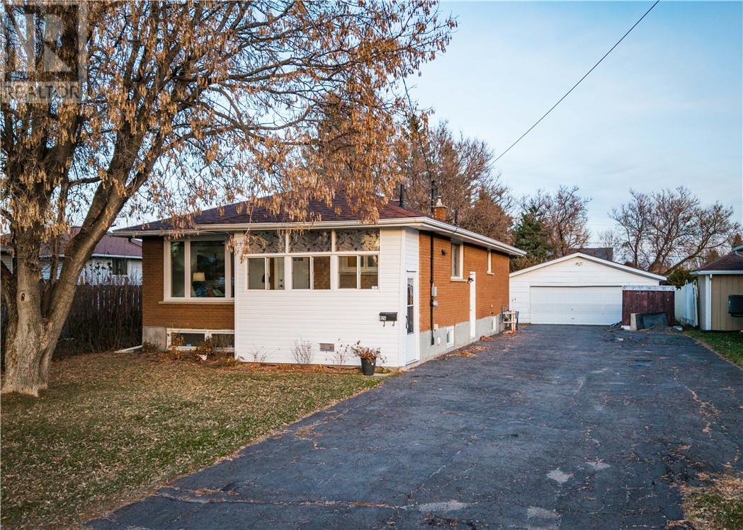 926 Sunnybrae Avenue, Greater Sudbury, Ontario  P3A 2X4 - Photo 1 - 2125770