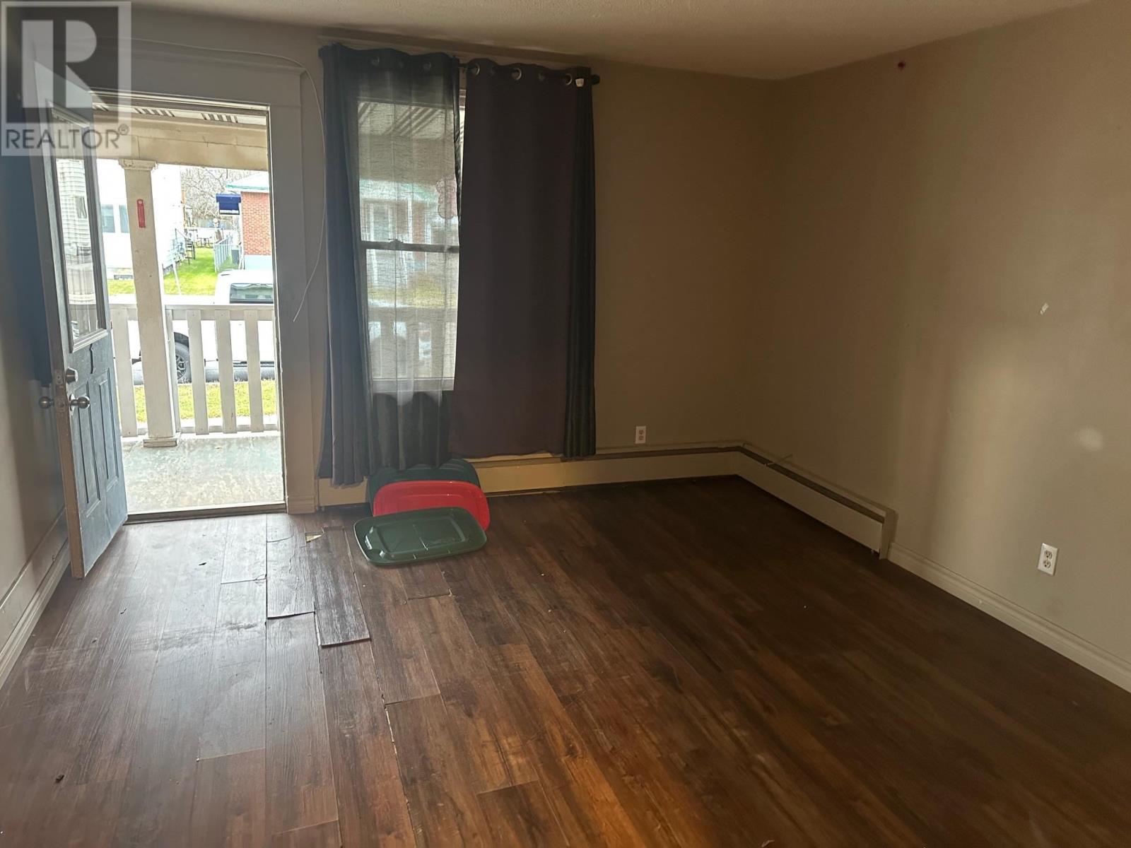 266 John St, Sault Ste. Marie, Ontario P6A 1P5 - Photo 14 - SM252945