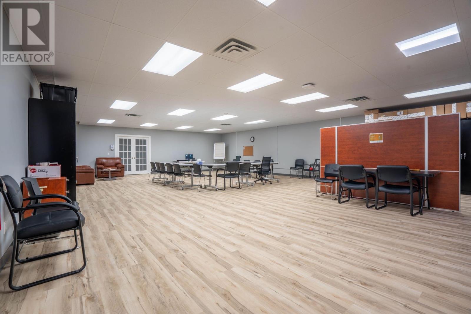 40 White Oak Dr, Sault Ste. Marie, Ontario  P6B 4J8 - Photo 9 - SM253346