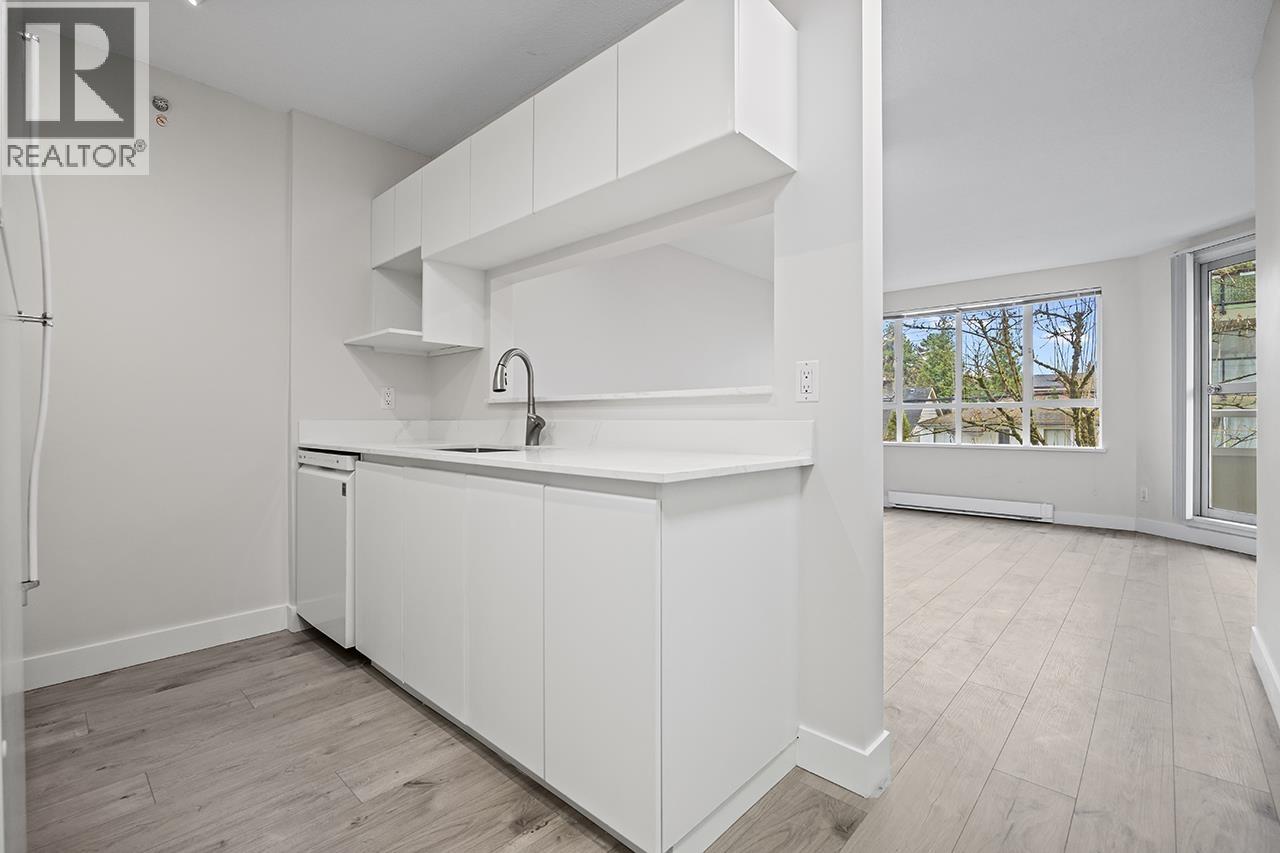 311 3489 Ascot Place, Vancouver, British Columbia  V5R 6B6 - Photo 9 - R3069594