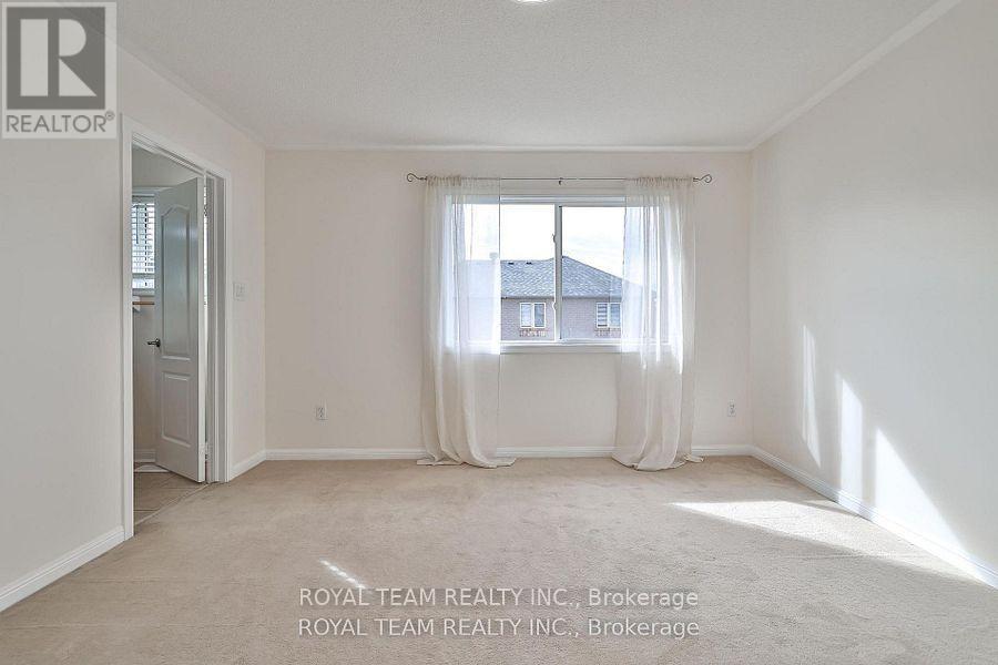 2439 Hollybrook Drive, Oakville, Ontario  L6M 4S8 - Photo 18 - W12575152