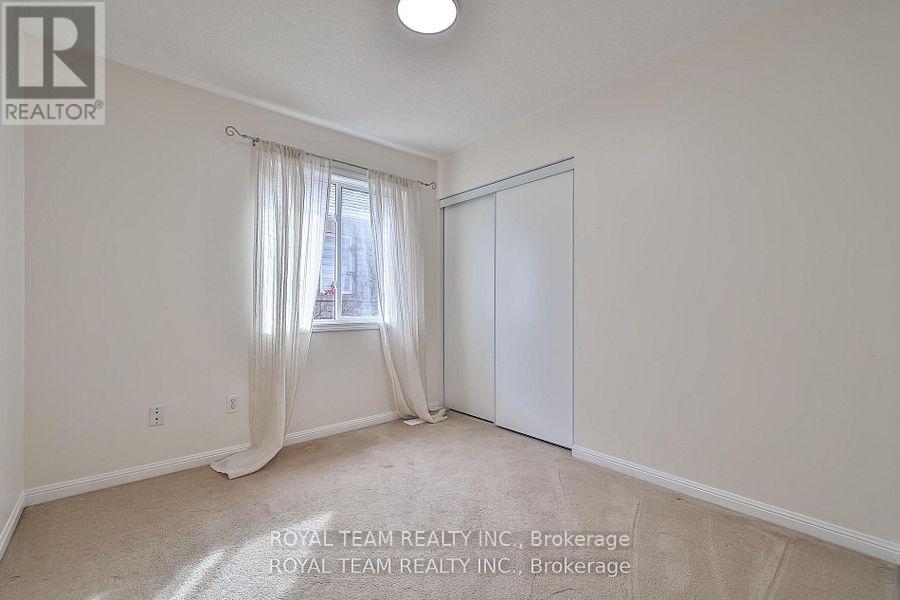 2439 Hollybrook Drive, Oakville, Ontario  L6M 4S8 - Photo 23 - W12575152