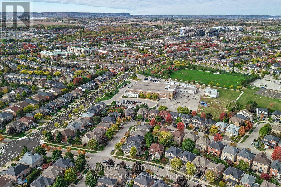 2439 Hollybrook Drive, Oakville, Ontario  L6M 4S8 - Photo 48 - W12575152