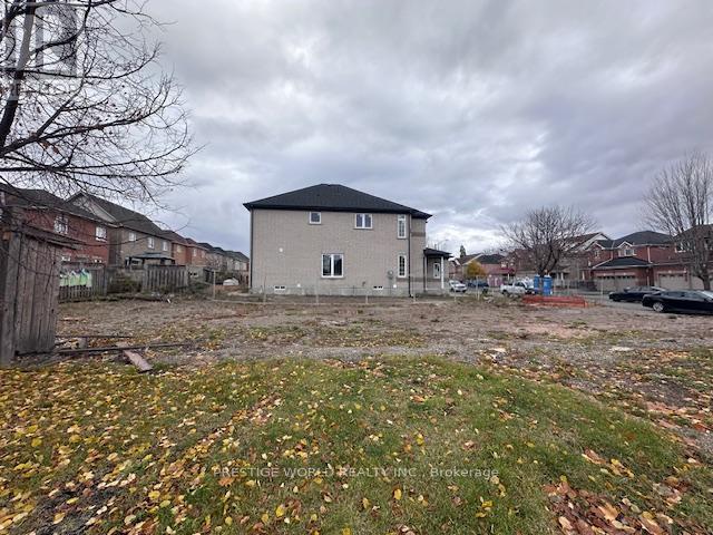 280 Van Kirk Drive, Brampton, Ontario  L7A 1M3 - Photo 2 - W12575166