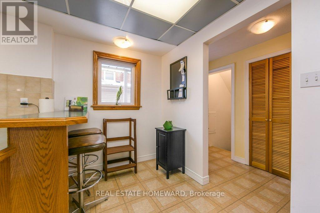 87 Ashbourne Drive, Toronto, Ontario  M9B 4H6 - Photo 13 - W12575184