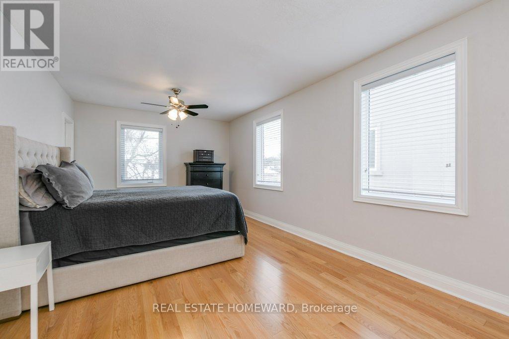 87 Ashbourne Drive, Toronto, Ontario  M9B 4H6 - Photo 20 - W12575184