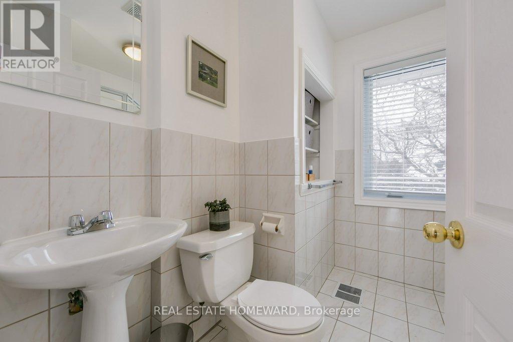 87 Ashbourne Drive, Toronto, Ontario  M9B 4H6 - Photo 24 - W12575184