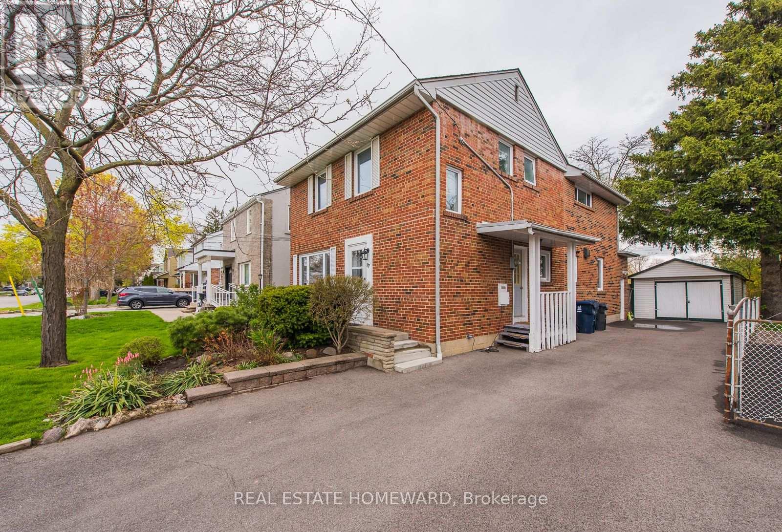 87 Ashbourne Drive, Toronto, Ontario  M9B 4H6 - Photo 31 - W12575184