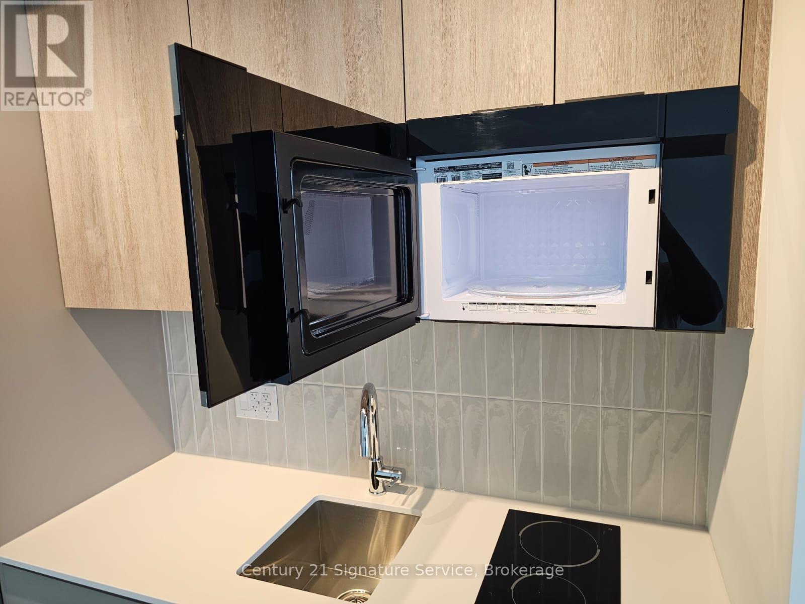 504 - 2485 Eglinton Avenue W, Mississauga, Ontario  L5M 2T1 - Photo 21 - W12575214