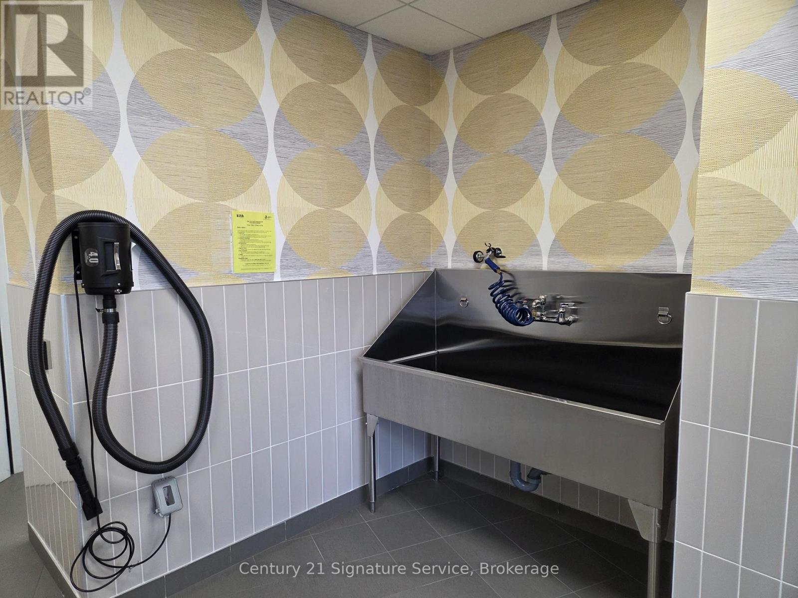 504 - 2485 Eglinton Avenue W, Mississauga, Ontario  L5M 2T1 - Photo 31 - W12575214