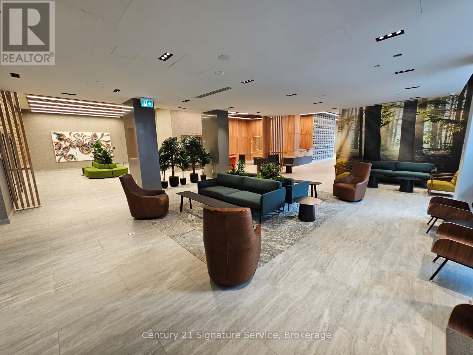 504 - 2485 Eglinton Avenue W, Mississauga, Ontario  L5M 2T1 - Photo 6 - W12575214