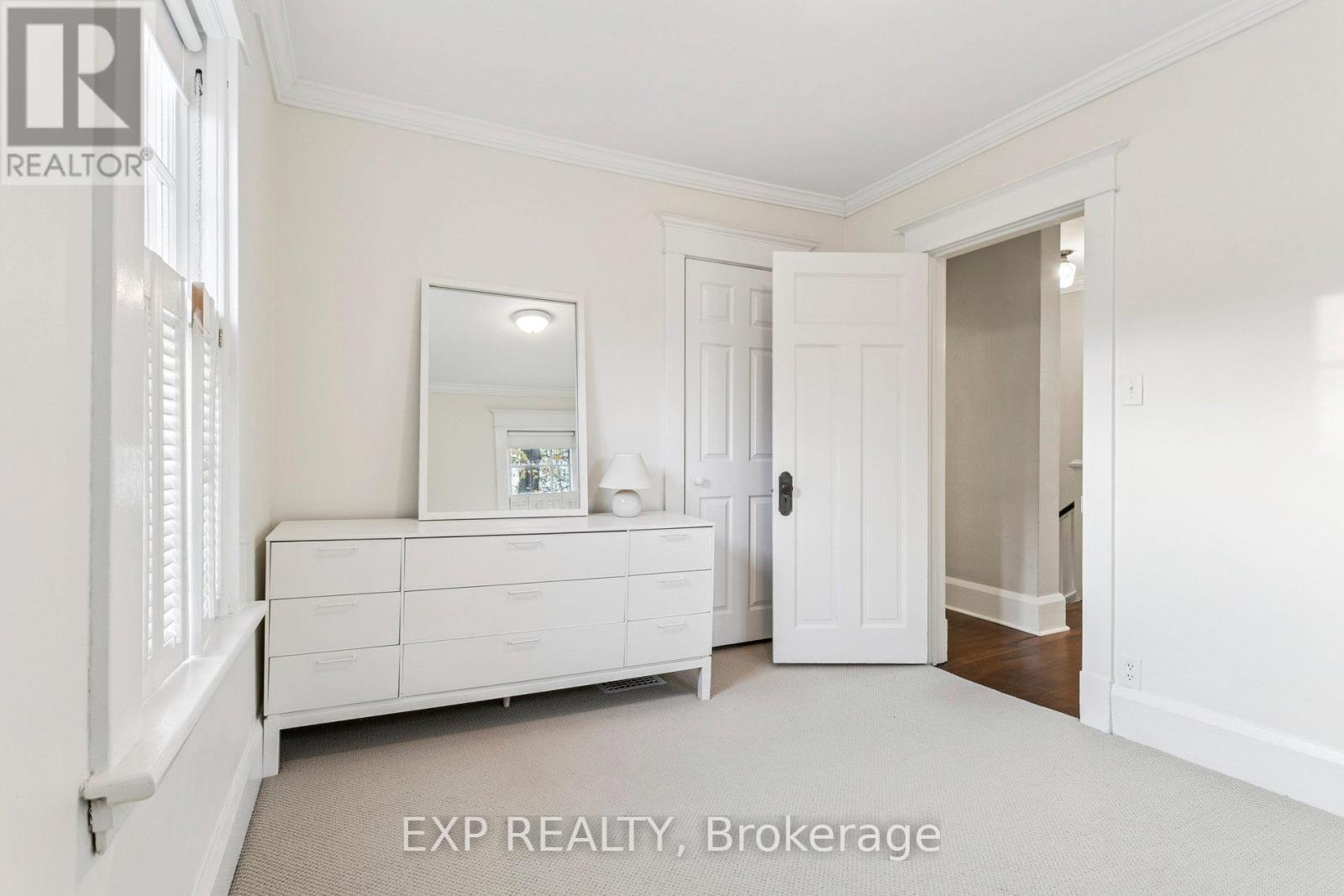 289 Spruce Street, Oakville, Ontario  L6J 2G8 - Photo 31 - W12575242