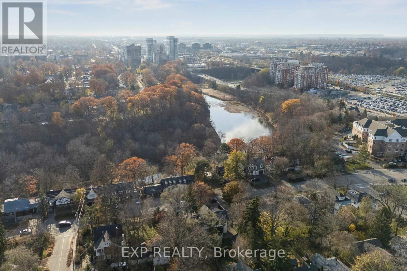 289 Spruce Street, Oakville, Ontario  L6J 2G8 - Photo 44 - W12575242