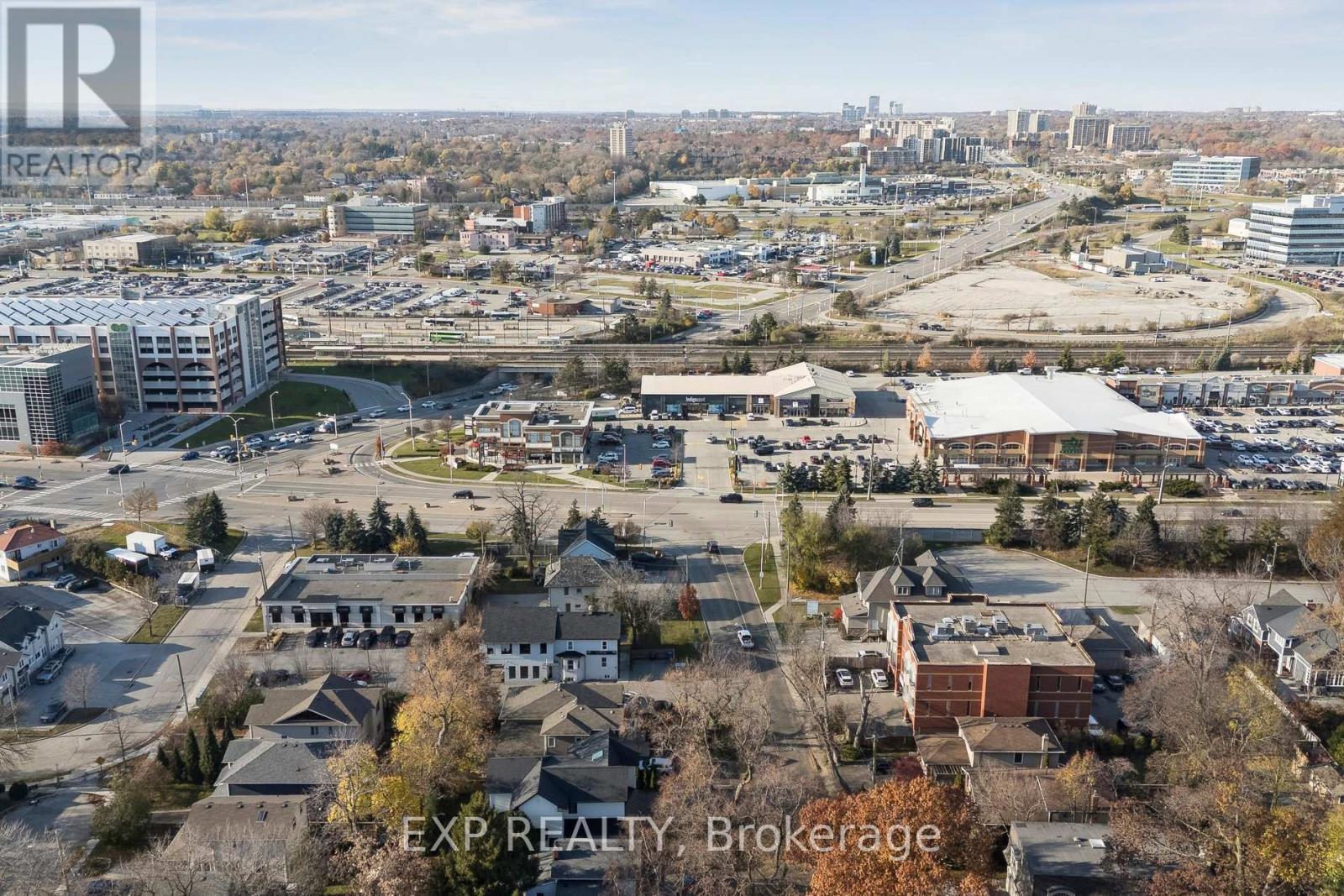 289 Spruce Street, Oakville, Ontario  L6J 2G8 - Photo 46 - W12575242