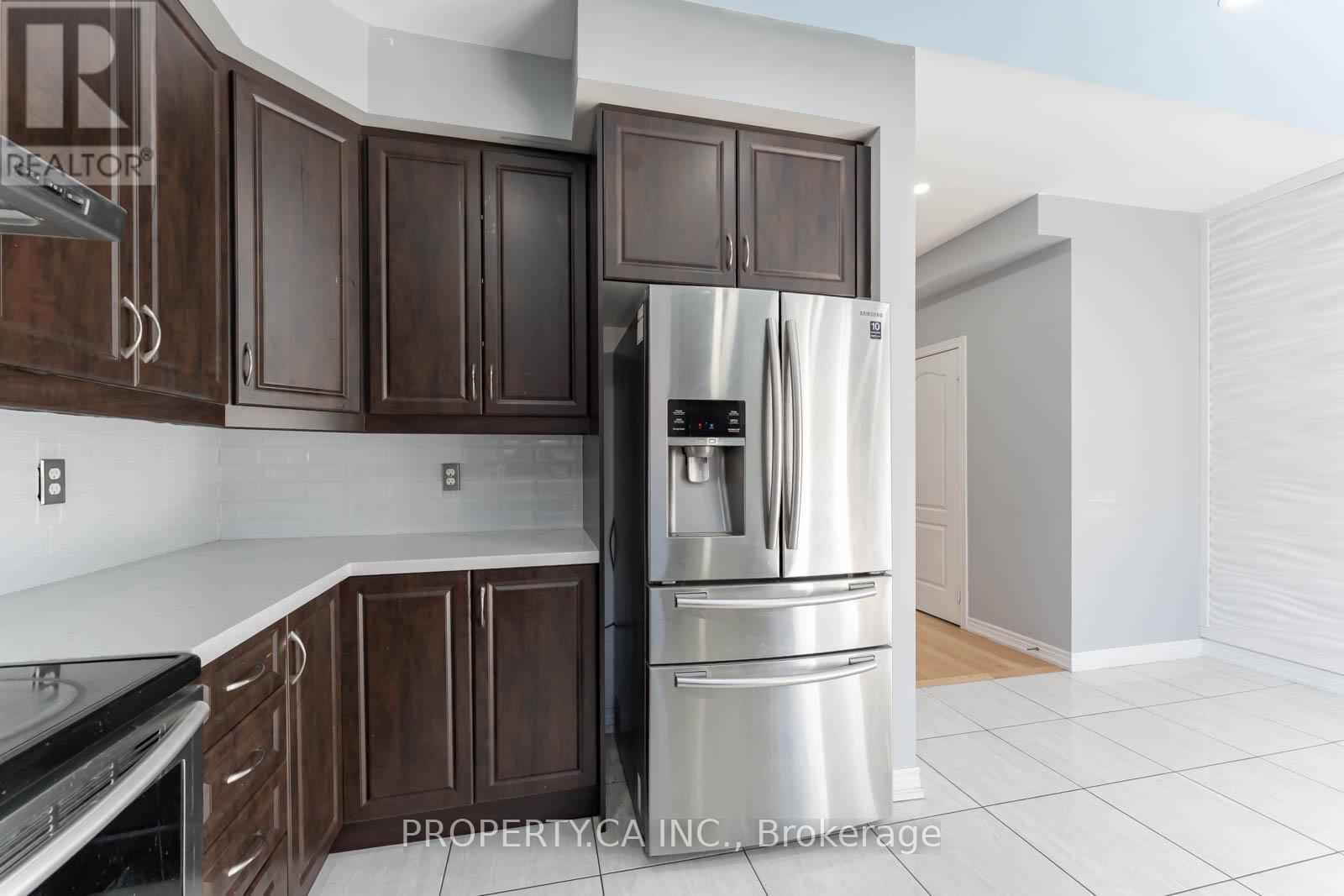 47 Sea Drifter Crescent, Brampton, Ontario  L6P 2S1 - Photo 14 - W12575246