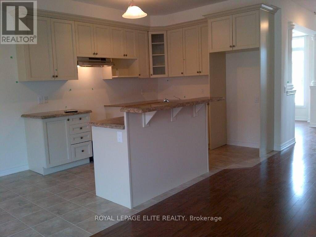 3088 Robert Brown Boulevard, Oakville, Ontario  L6M 4L7 - Photo 2 - W12575252