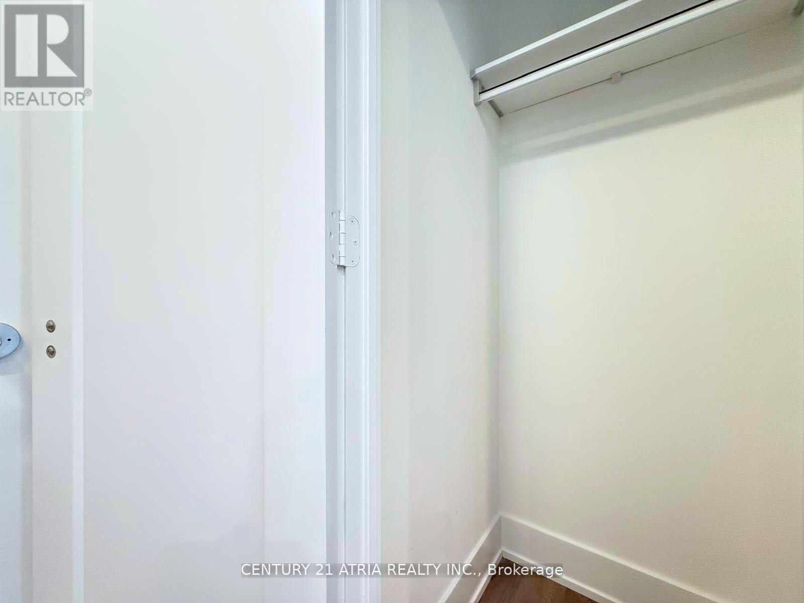 210 - 259 The Kingsway, Toronto, Ontario  M9A 0G2 - Photo 15 - W12575294