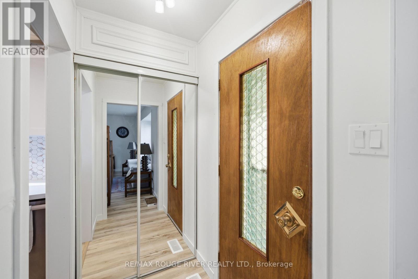 17 Arthur Street, Port Hope, Ontario L1A 1Z3 - Photo 8 - X12575338