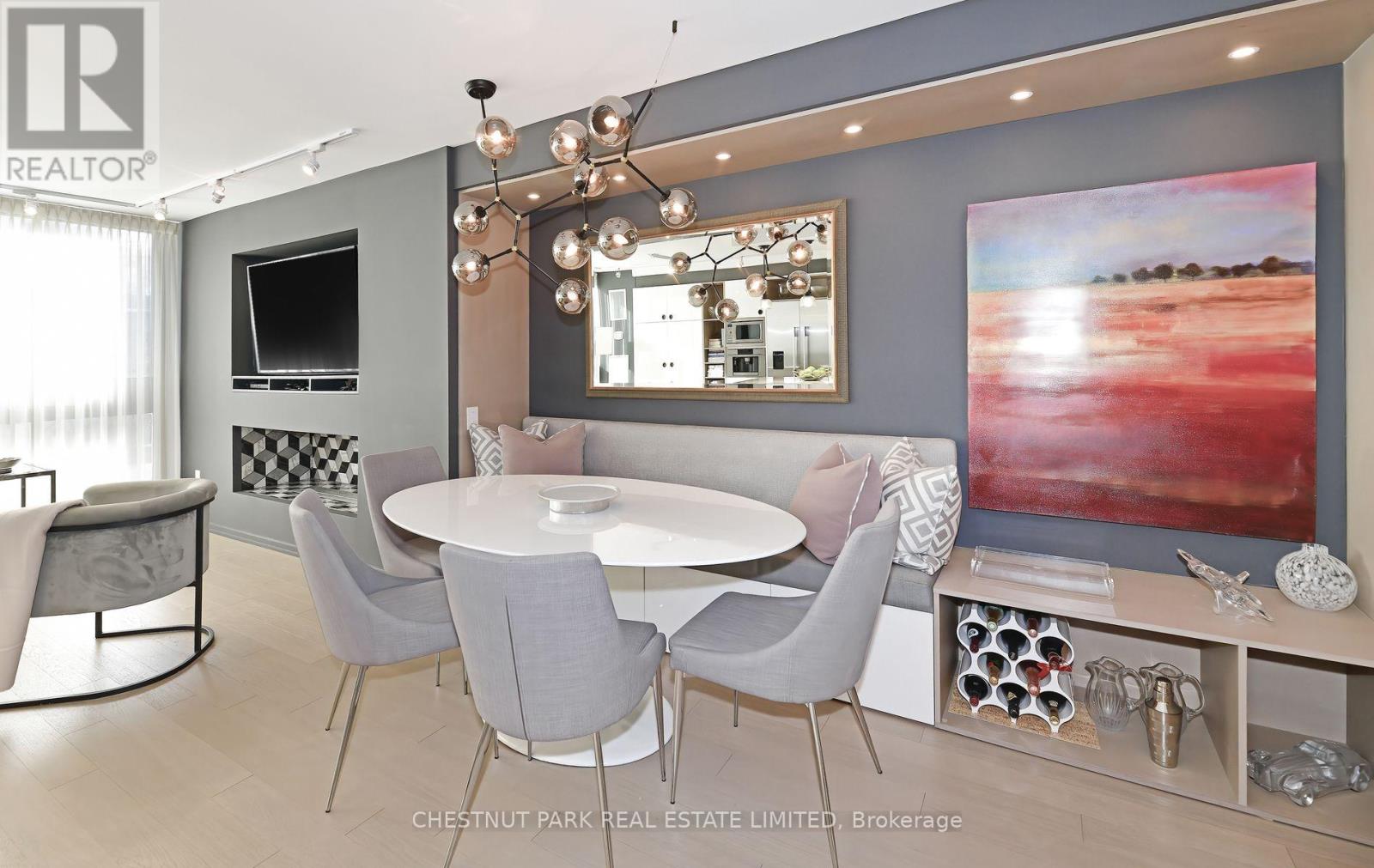 606 - 15 Mcmurrich Street, Toronto, Ontario  M5R 3M6 - Photo 9 - C12574638